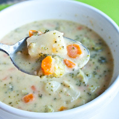 40_broccoli_cheese_potato_soup
